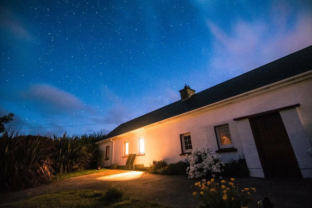 B&B The Red Door Cottage Donegal Town Екстер'єр фото